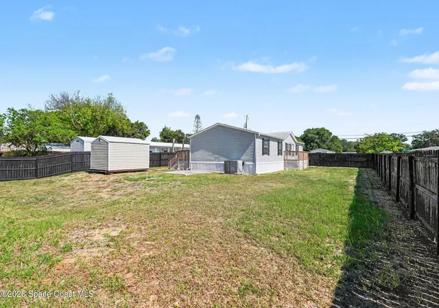 Photo 2 of Sale Pending at 423 Brozman Ln, Cocoa, FL 32927 | MLS# 1076925 | Listing updated on 2026-08-31