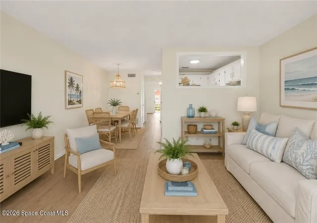 Homes for sale in Vero Beach, FL | 16 Vista Palm Ln #204, Vero Beach, FL 32962 | MLS# 1077361