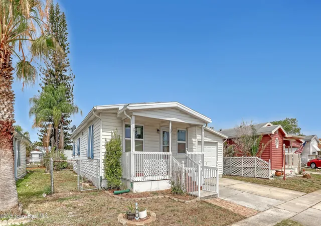 4th image of 1818 Big Cypress St Ne, Palm Bay, FL 32905 | MLS# 1077224