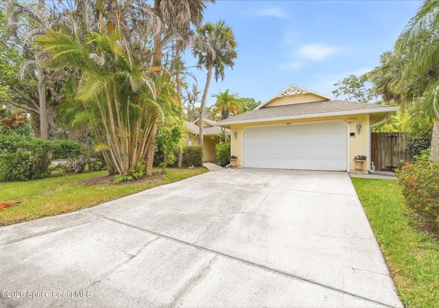 2nd image of 285 Ibis Dr, Melbourne Beach, FL 32951 | MLS# 1077462