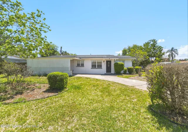 Photo 3 of Single family home for sale at 1395 Ashwood Dr, Melbourne, FL 32935 | MLS# 1077047 | Listing updated on 2026-05-12