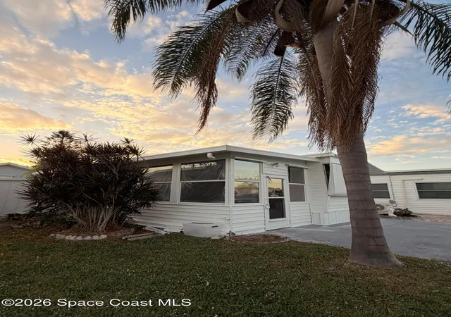 3rd image of 212 Cleveland Wy, Rockledge, FL 32955 | MLS# 1077096