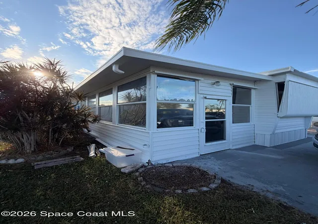 4th image of 212 Cleveland Wy, Rockledge, FL 32955 | MLS# 1077096