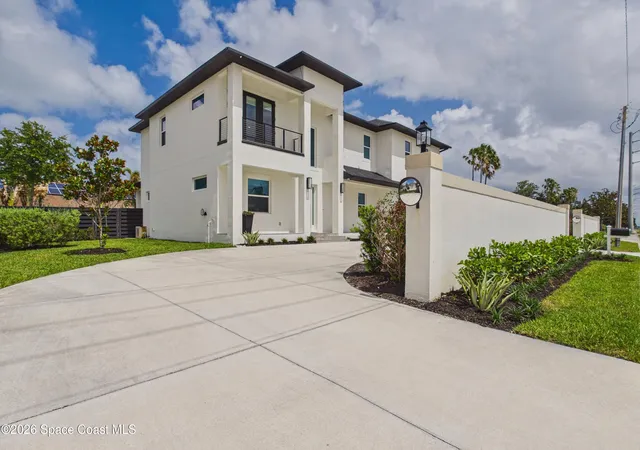 3rd image of 2345 N Riverside Dr, Indialantic, FL 32903 | MLS# 1077186