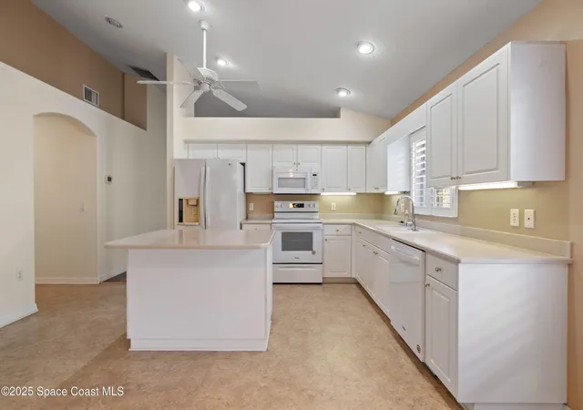 Photo 2 of Single family home for sale at 741 Indian Oaks Dr, Melbourne, FL 32901 | MLS# 1077104 | Listing updated on 2026-09-17
