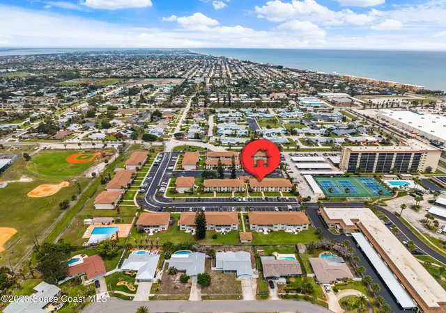 4th image of 417 School Rd, Indian Harbour Beach, FL 32937