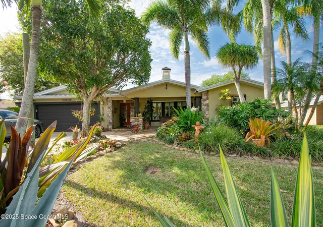 Photo 3 of Single family home for sale at 275 Bonita Dr, Merritt Island, FL 32952 | MLS# 1077541 | Listing updated on 2026-09-10