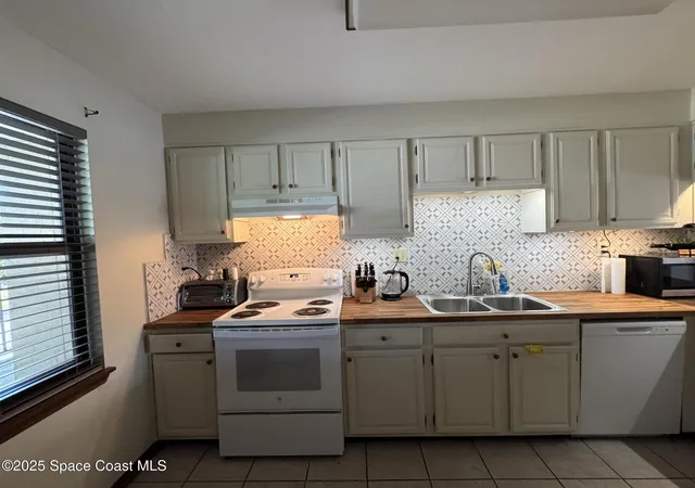 3rd image of 201 International Dr #124, Cape Canaveral, FL 32920 | MLS# 1077514
