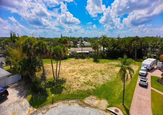 3rd image of 320 Palm Ct, Indialantic, FL 32903 | MLS# 1077402