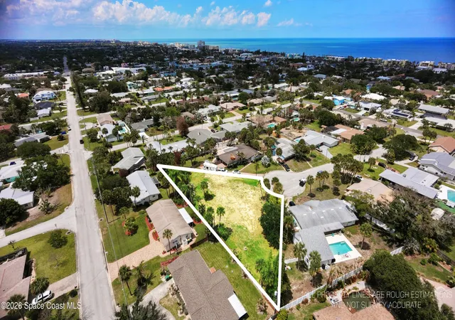 5th image of 320 Palm Ct, Indialantic, FL 32903 | MLS# 1077402