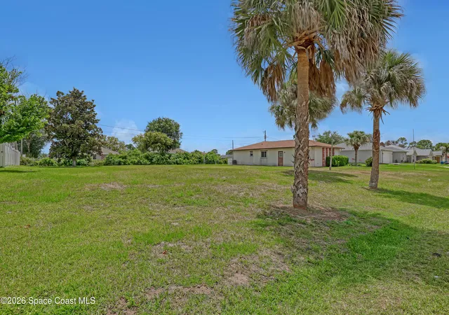 Photo 3 of Single family home for sale at 431 Ellington Ave Se, Palm Bay, FL 32909 | MLS# 1077769 | Listing updated on 2026-09-17