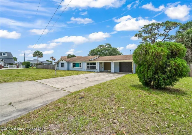 Photo 4 of Sale Pending at 255 Coral Dr, Melbourne, FL 32935 | MLS# 1077294 | Listing updated on 2026-06-23