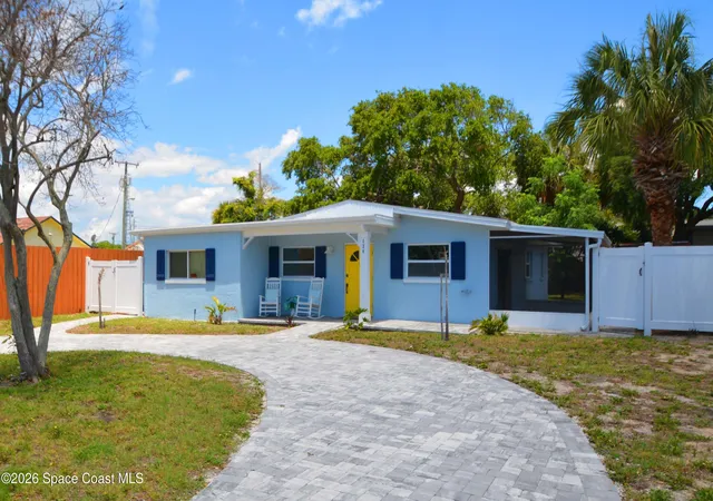 Homes for sale in Cocoa Beach, FL | 134 E Grant Ave, Cocoa Beach, FL 32931 | MLS# 1077396