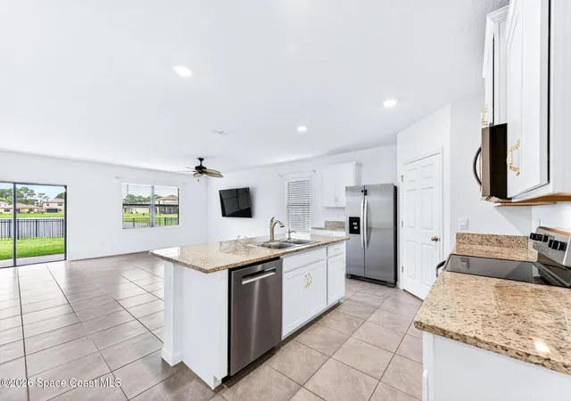 5th image of 1477 Mineral Loop Dr Nw, Palm Bay, FL 32907 | MLS# 1078062