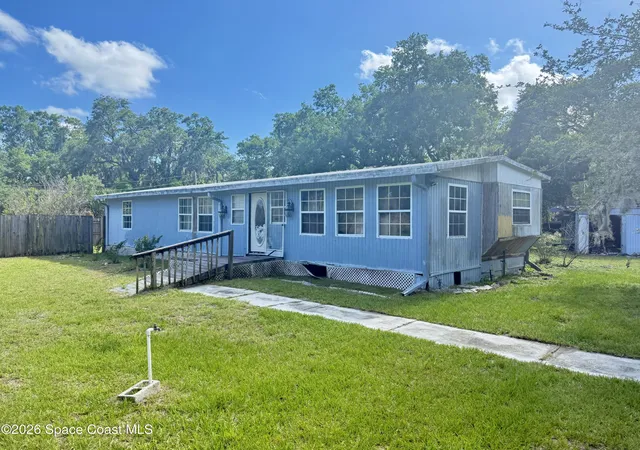 Photo 3 of Manufactured home for sale at 435 Friday Rd, Cocoa, FL 32926 | MLS# 1077734 | Listing updated on 2026-05-20