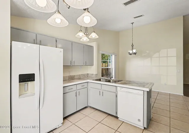 4th image of 1679 Ticonderoga Ct, Titusville, FL 32796 | MLS# 1077639