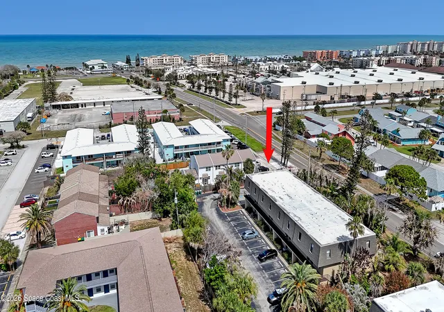 3rd image of 1010 Pine Tree Dr, Indian Harbour Beach, FL 32937