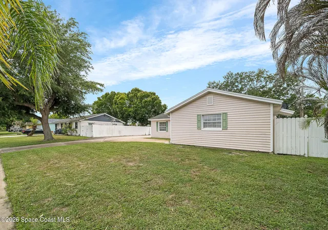 3rd image of 586 Louvre Dr, Melbourne, FL 32935 | MLS# 1077763