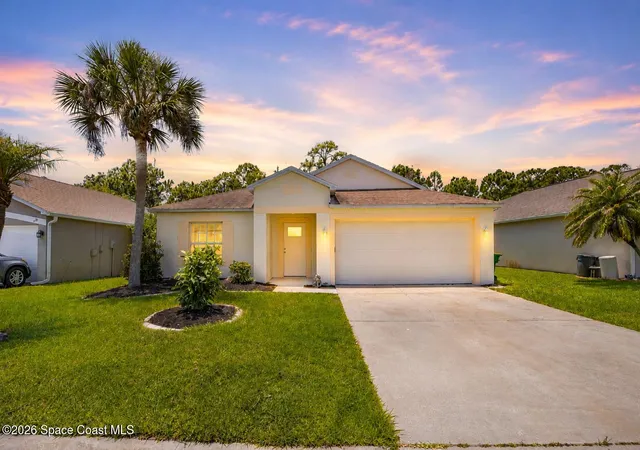 Photo 2 of Single family home for sale at 4077 Mount Carmel Ln, Melbourne, FL 32901 | MLS# 1078369 | Listing updated on 2026-09-02
