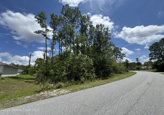 Photo 1 of Sale Pending at 1872 Red Bud Cir Nw, Palm Bay, FL 32907 | MLS# 1077852 | Listing updated on 2026-08-26