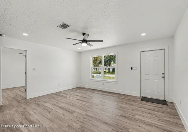 3rd image of 428 Calamondin Ave Nw, Palm Bay, FL 32907 | MLS# 1078082
