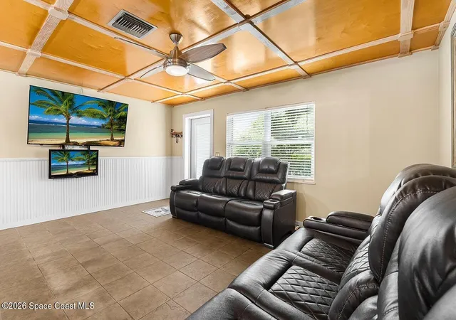 Photo 3 of Single family home for sale at 266 20th Avenue, Vero Beach, FL 32962 | MLS# 1077819 | Listing updated on 2026-10-08