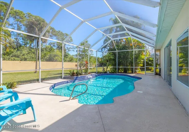 Photo 1 of Single family home for sale at 3639 Meadowlark Way, Melbourne, FL 32904 | MLS# 1078033 | Listing updated on 2026-09-10