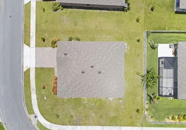3rd image of 7114 Topaz Dr, Grant, FL 32949 | MLS# 1078262