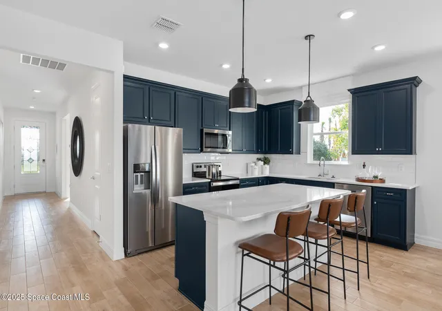 Photo 3 of Sale Pending at 2641 Fermoy Dr, Ormond Beach, FL 32174 | MLS# 1078050 | Listing updated on 2026-08-22