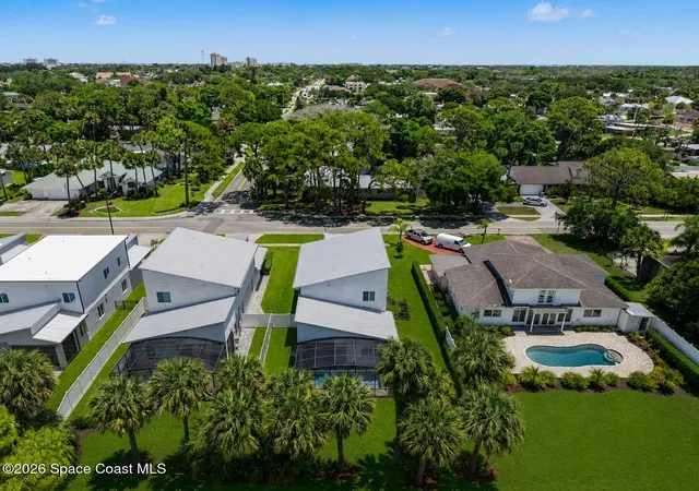 4th image of 2188 Country Club Rd, Melbourne, FL 32901 | MLS# 1078143