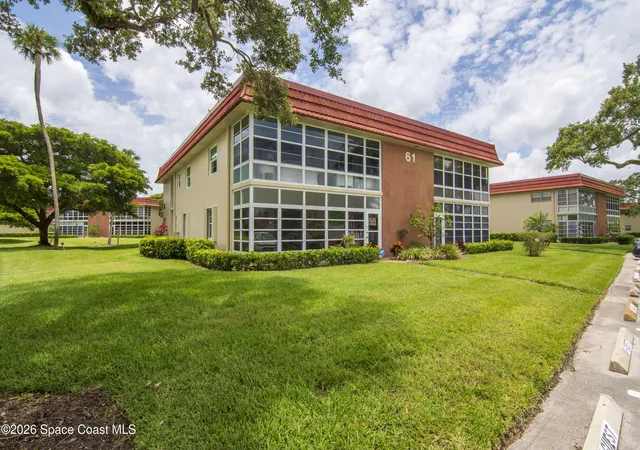 Photo 1 of Condo for sale at 61 Woodland Dr #106, Vero Beach, FL 32962 | MLS# 1078167 | Listing updated on 2026-09-07