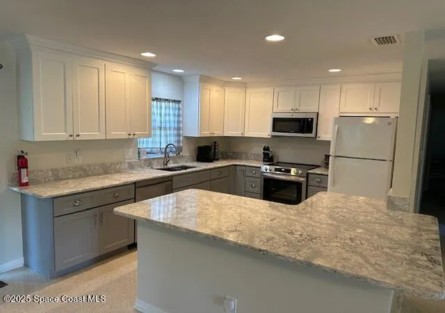 Photo 2 of Single family home for sale at 317 Dartmouth Ave, Melbourne, FL 32901 | MLS# 1078210 | Listing updated on 2026-07-15