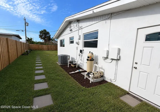 20th image of 233 Ne 1 St Ne, Satellite Beach, FL 32937 | MLS# 1078242