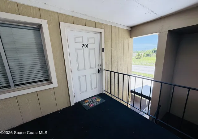 5th image of 4304 London Town Rd #B201, Titusville, FL 32796 | MLS# 1078403