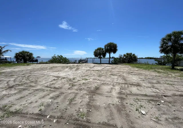 2nd image of 200 Milford Point Dr, Merritt Island, FL 32952 | MLS# 1078387