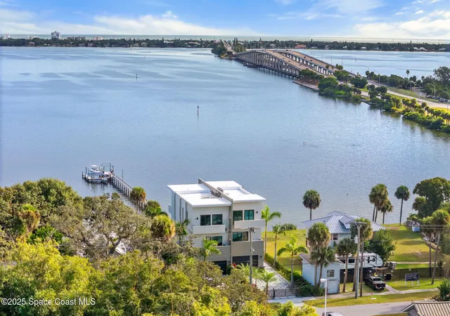 2nd image of 1807, 1809 Riverview Dr, Melbourne, FL 32901 | MLS# 1078452