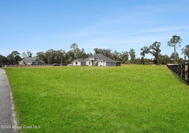 Photo 2 of Single family home for sale at 7403 NE 22nd Court Rd, Ocala, FL 34479 | MLS# 1078581 | Listing updated on 2026-07-09