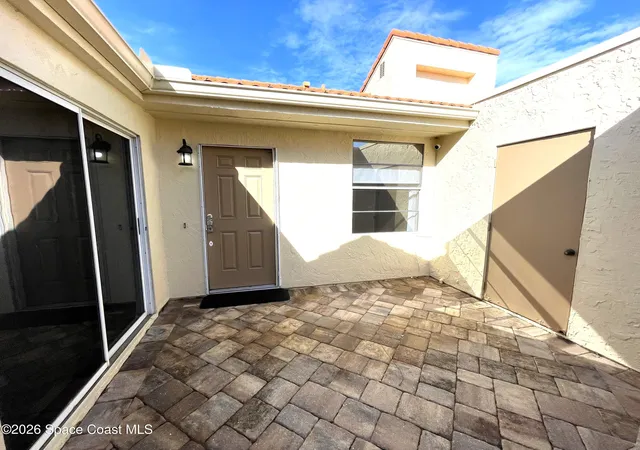 3rd image of 718 Pine Island Dr, Melbourne, FL 32940 | MLS# 1078673