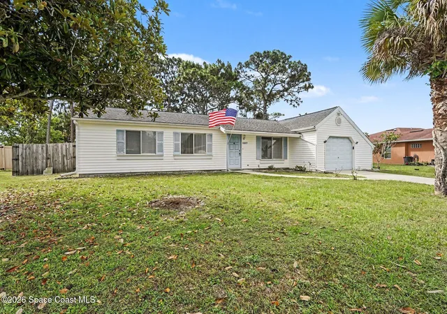 Single family home for sale at 1217 Ethel Cir NE, Palm Bay, FL 32905 | MLS# 1078742