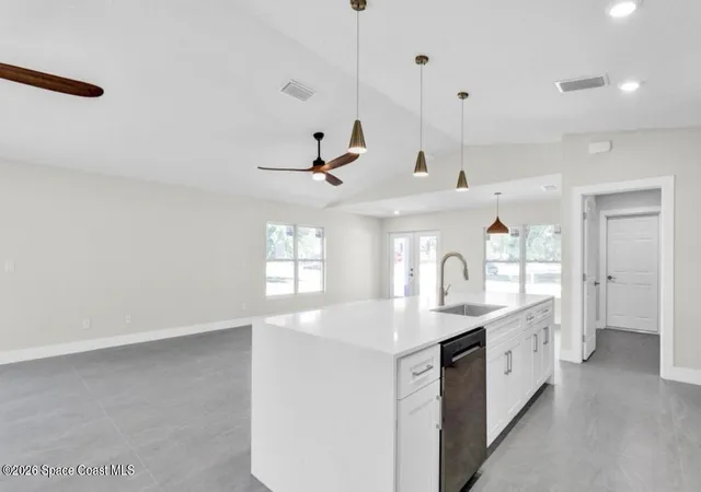 Photo 4 of Single family home for sale at 8575 100th Avenue, Vero Beach, FL 32967 | MLS# 1078731 | Listing updated on 2026-08-19
