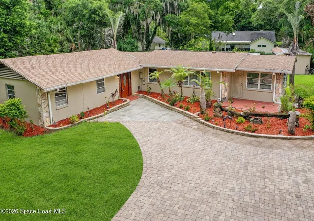 Photo 1 of Single family home for sale at 544 S Wildwood Ln, Melbourne, FL 32904 | MLS# 1078776 | Listing updated on 2026-07-19