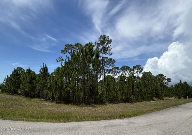4th image of 2603 Westhorpe Dr, Malabar, FL 32950 | MLS# 1078765