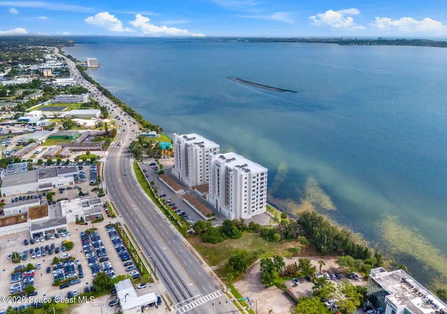 2nd image of 1465 S Harbor City Blvd, Melbourne, FL 32901