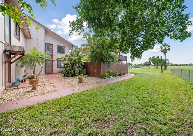 Homes for sale in Cocoa Beach, FL | 1518 E Minutemen Cswy E #16, Cocoa Beach, FL 32931 | MLS# 1078960