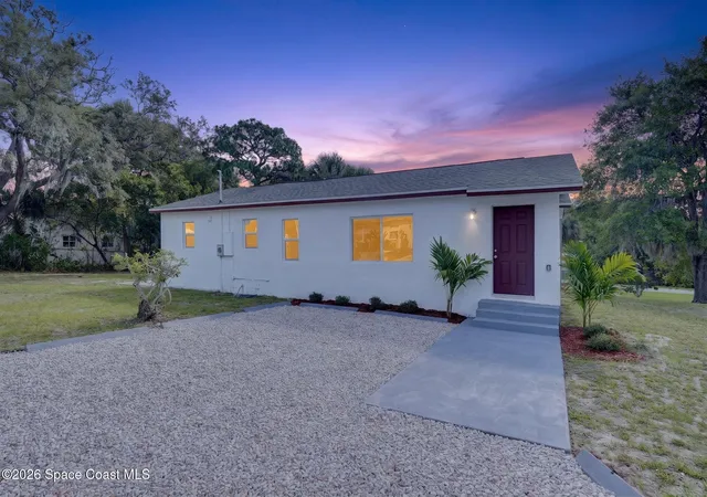 Photo 1 of Single family home for sale at 2343 Grant St, Melbourne, FL 32901 | MLS# 1078804 | Listing updated on 2026-08-01