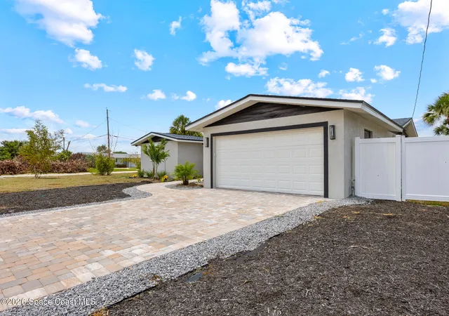 Homes for sale in Merritt Island, FL | 1500 S Harbor Dr, Merritt Island, FL 32952 | MLS# 1078801