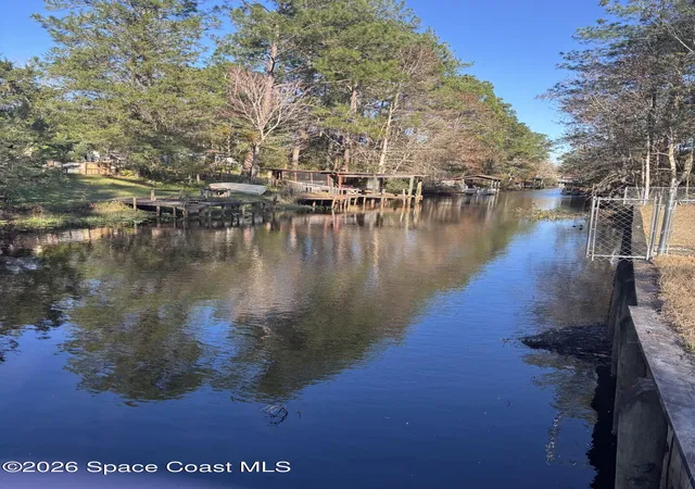 Homes for sale in Satsuma, FL | 102 Finnigan Rd, Satsuma, FL 32189 | MLS# 1079002