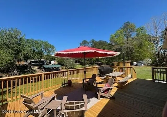 Homes for sale in Satsuma, FL | 102 Finnigan Rd, Satsuma, FL 32189 | MLS# 1079002
