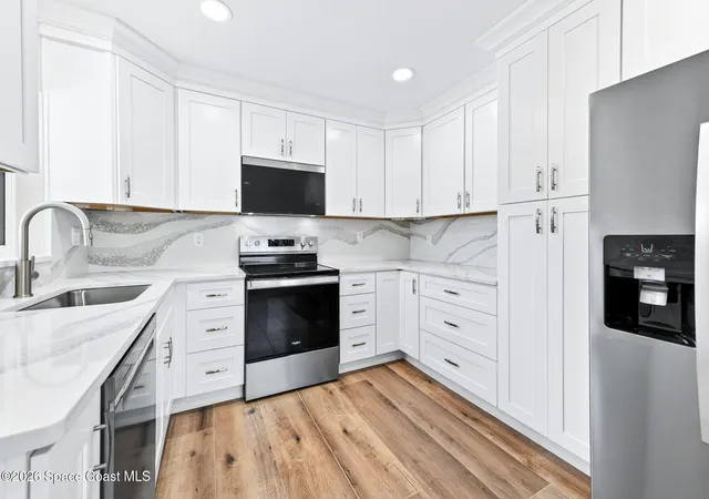 Photo 3 of Single family home for sale at 2517 Lipscomb St, Melbourne, FL 32901 | MLS# 1078935 | Listing updated on 2026-08-24