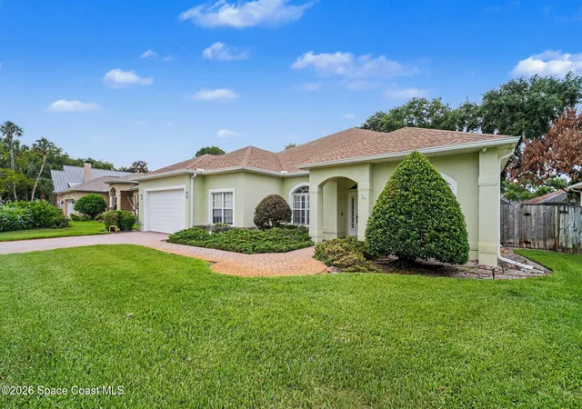 3rd image of 182 Sykes Loop Dr, Merritt Island, FL 32953 | MLS# 1078987